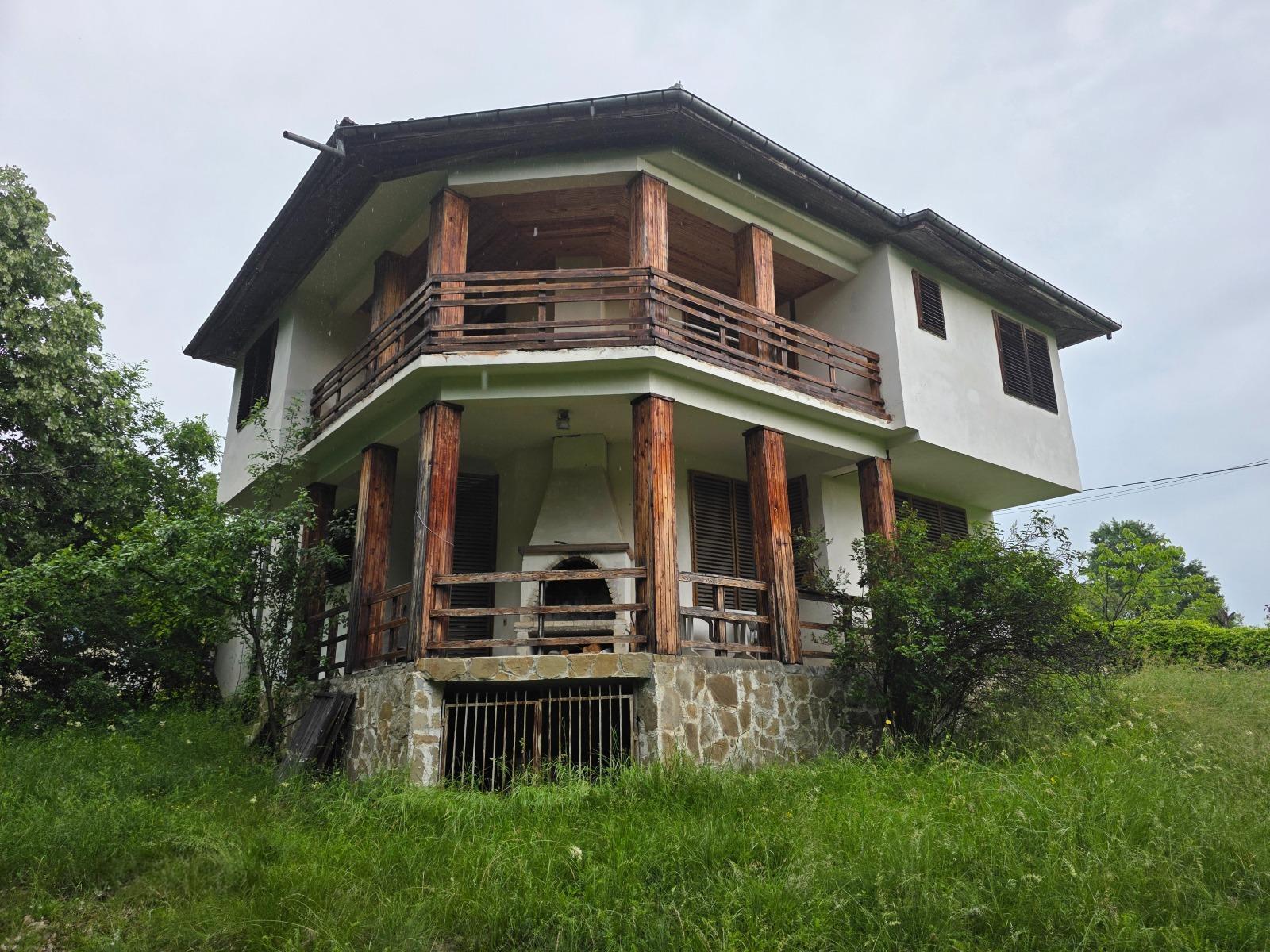 House for Sale in Gumoshtnik, Lovech