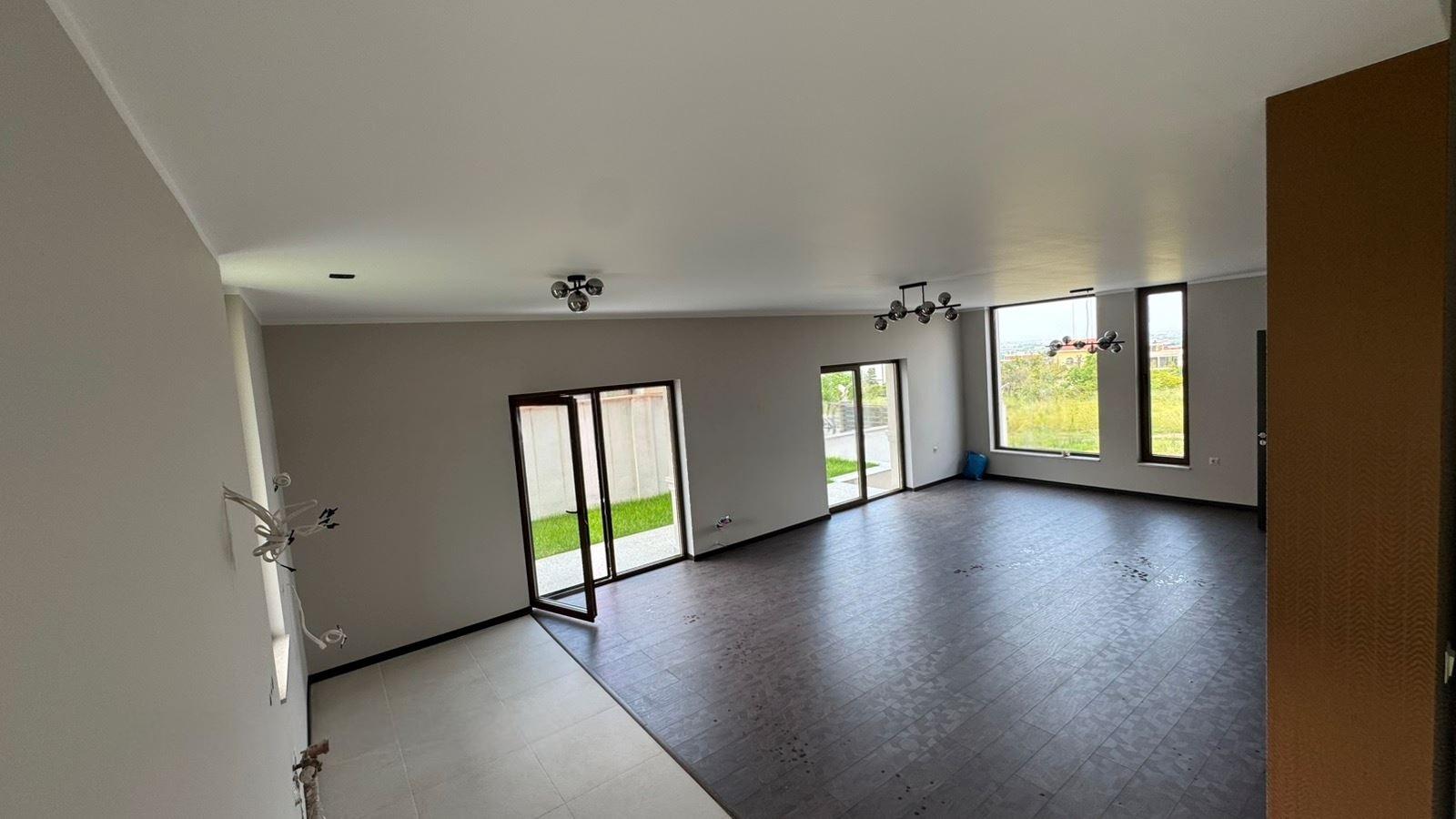House for Sale in Belashtitsa, Plovdiv