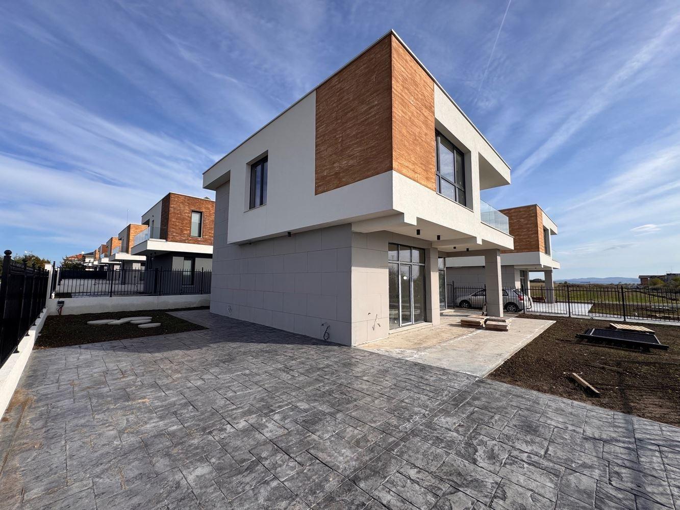 House for Sale in Pomorie, Burgas