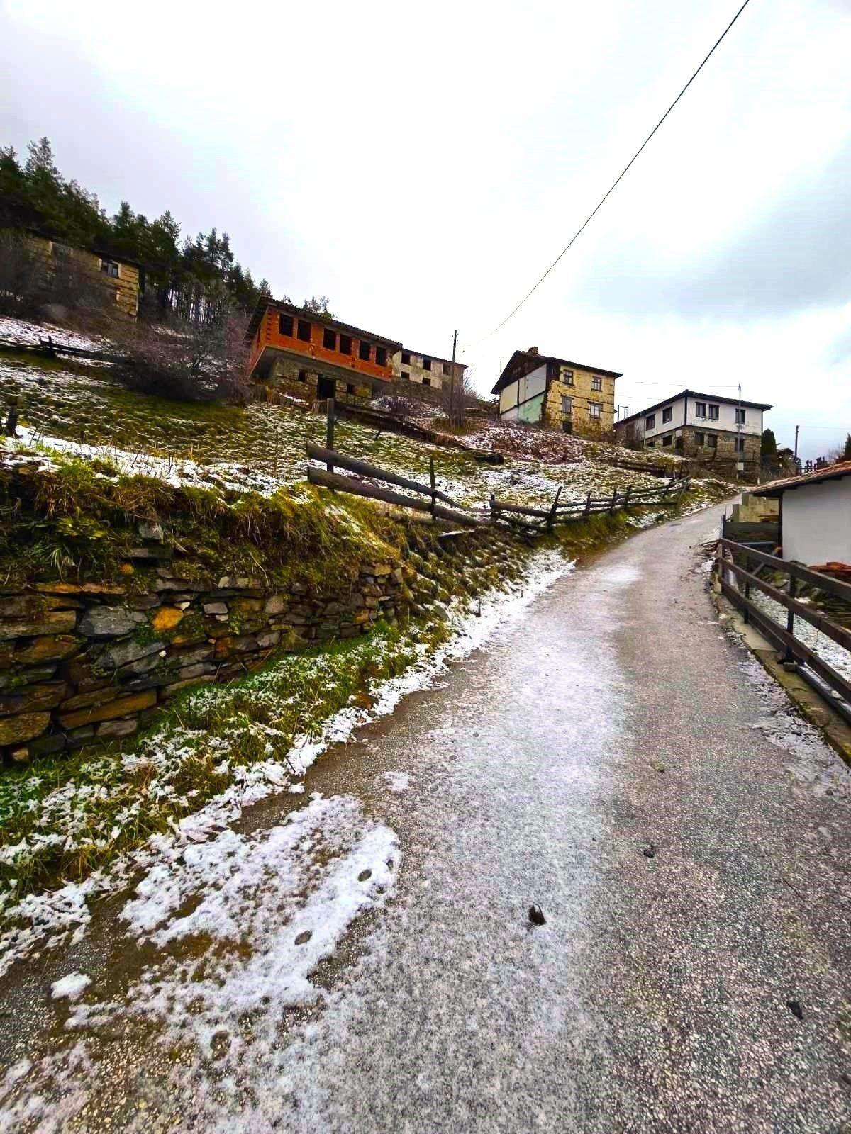 House for Sale in Zornitsa, Smolyan