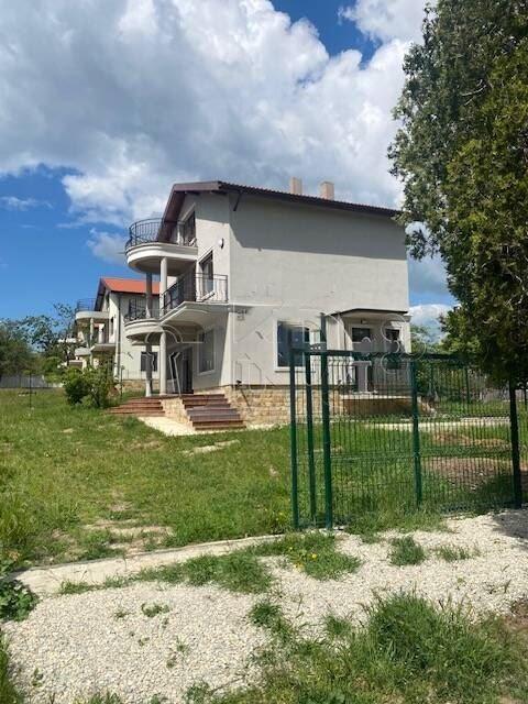 House for Sale in Ravna gora, Varna