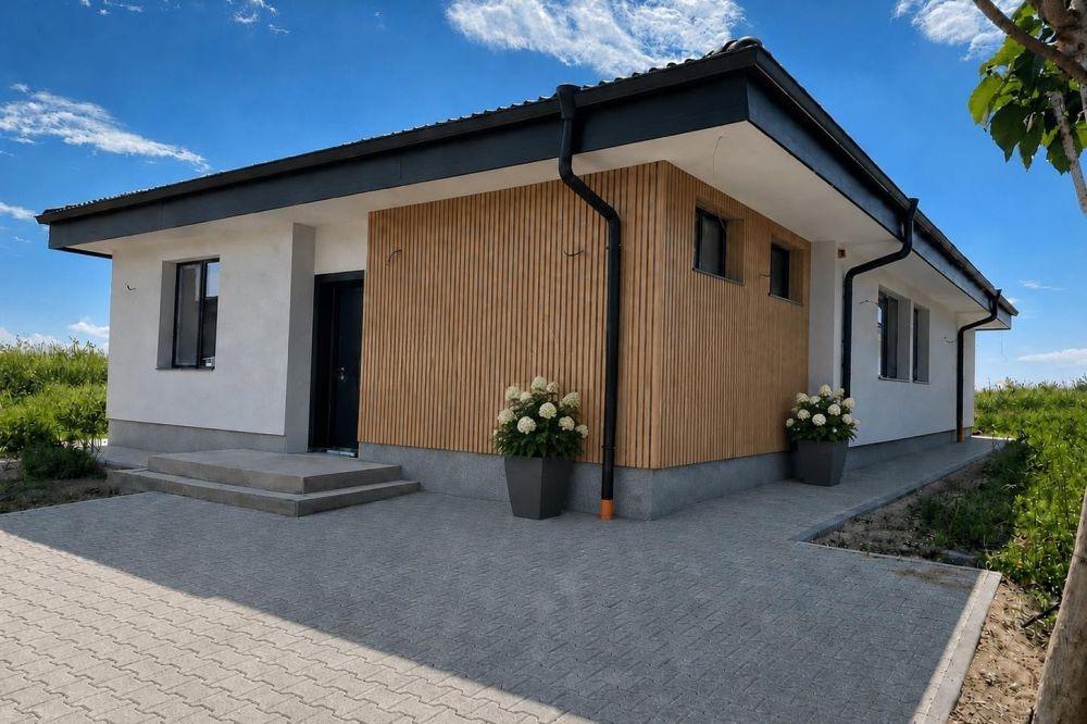 House for Sale in Radinovo, Plovdiv