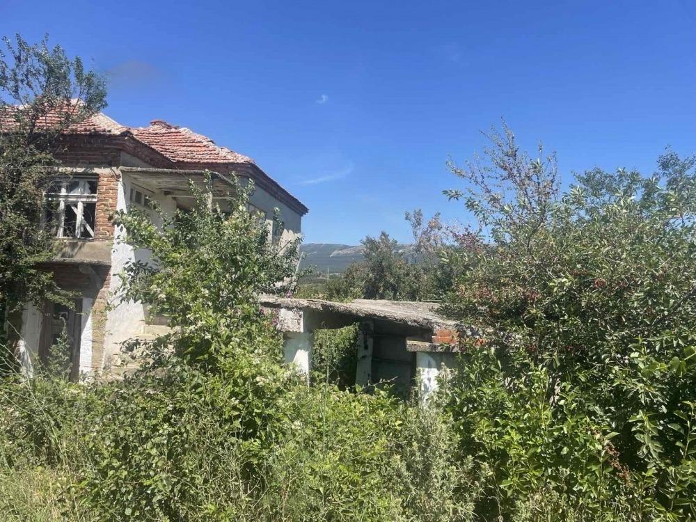 House for Sale in Saedinenie, Burgas