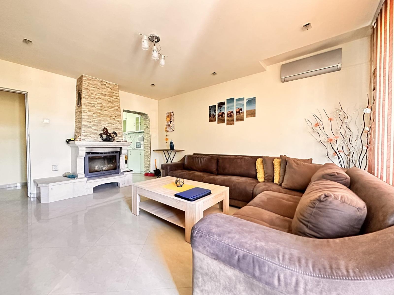 House Floor for Sale in Parvenets, Plovdiv