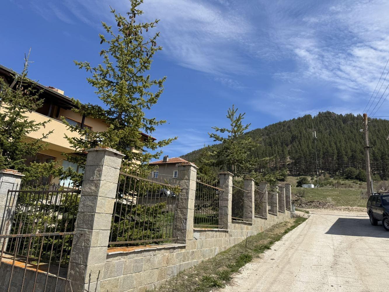 House for Sale in Ravnogor, Pazardzhik