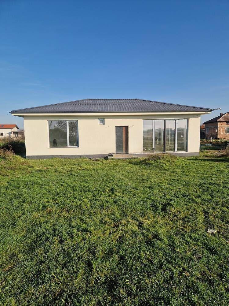 House for Sale in Stryama, Plovdiv