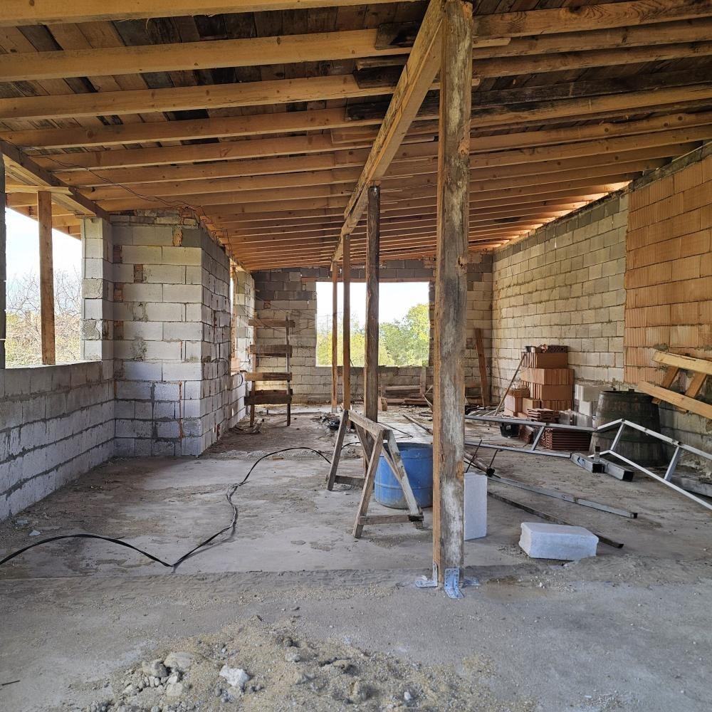 House for Sale in Varna, Manastirski rid Area