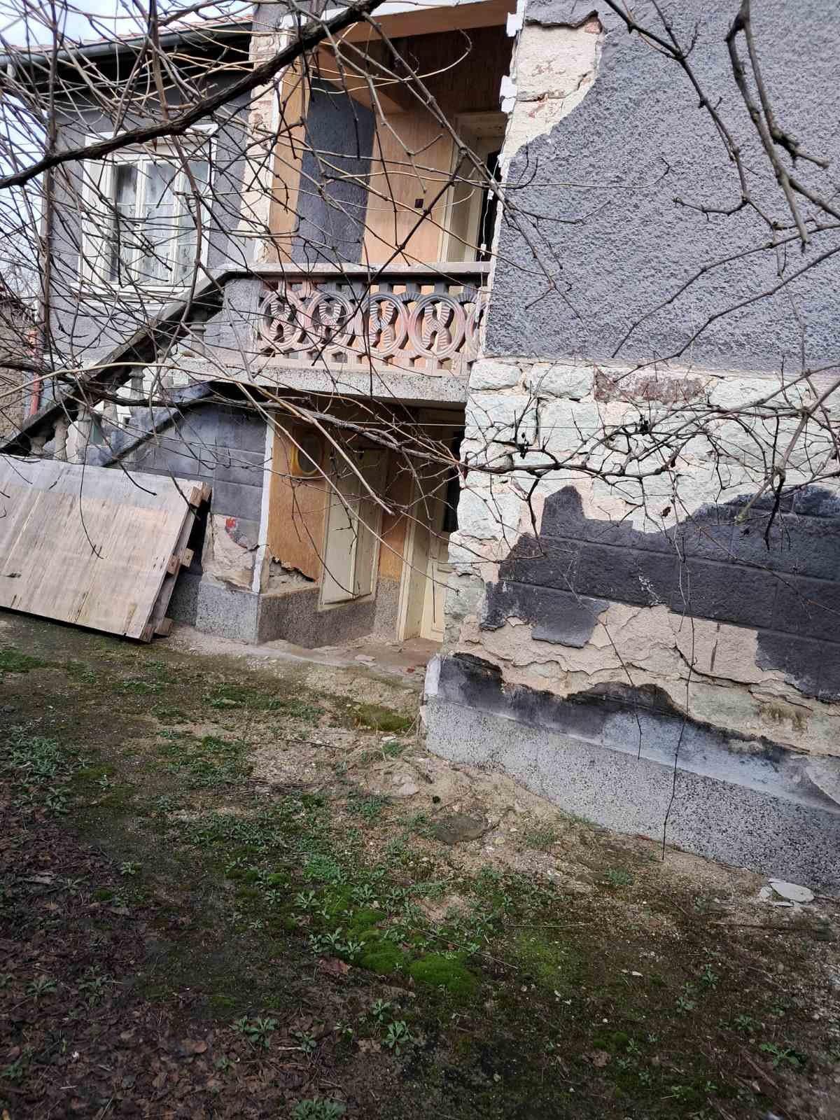 House for Sale in Znamenosets, Stara Zagora