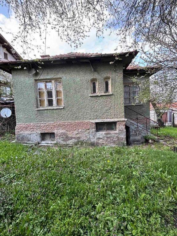 House for Sale in Pernik, Radina cheshma