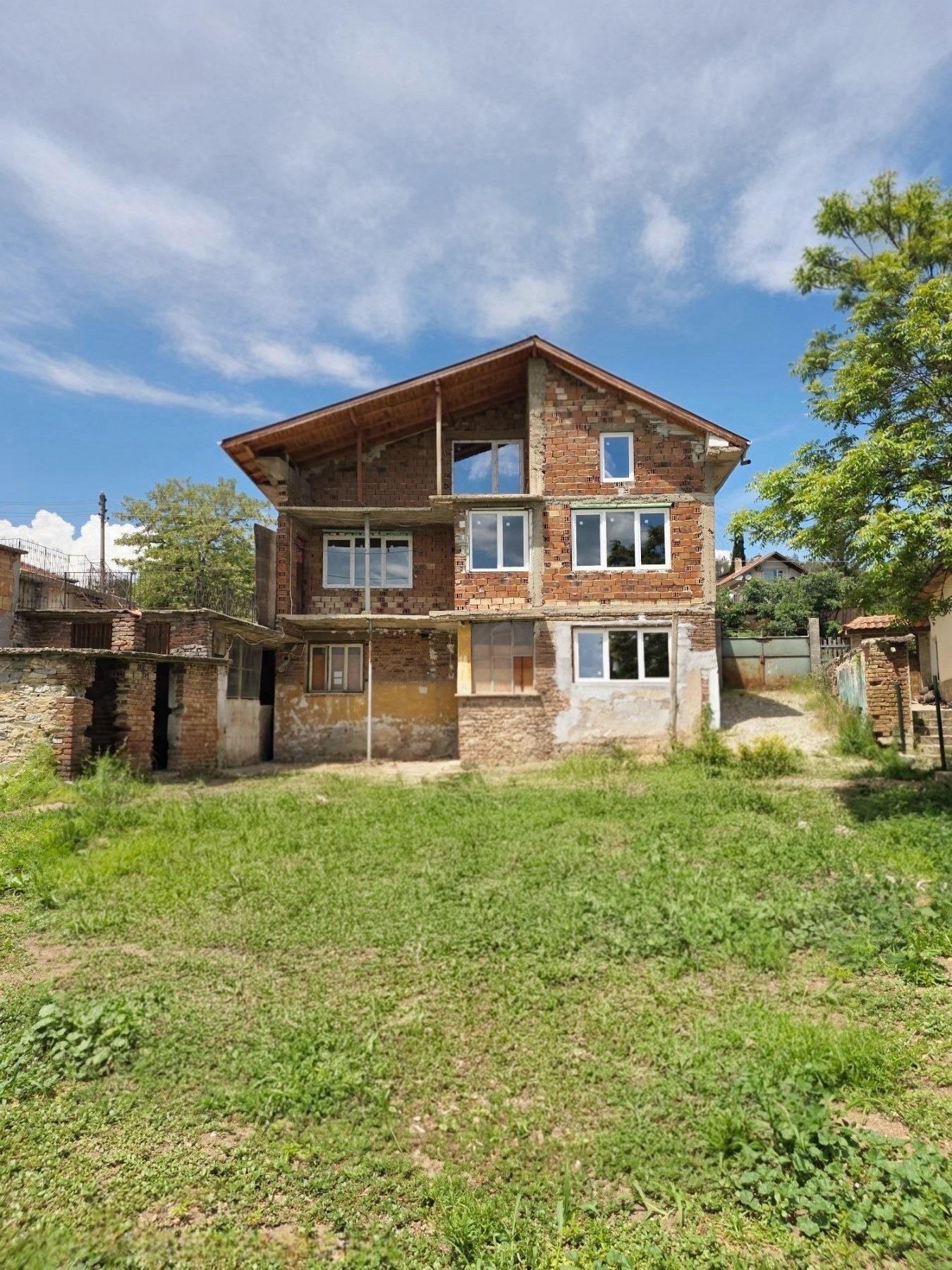 House for Sale in Bogomilovo, Stara Zagora
