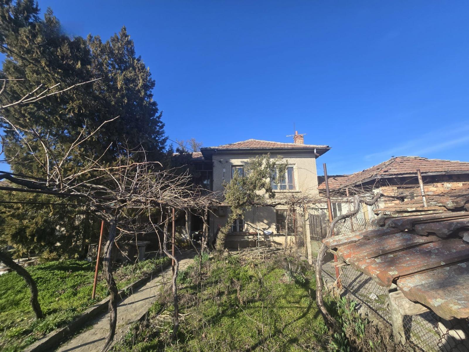 House for Sale in Brestovets, Pleven