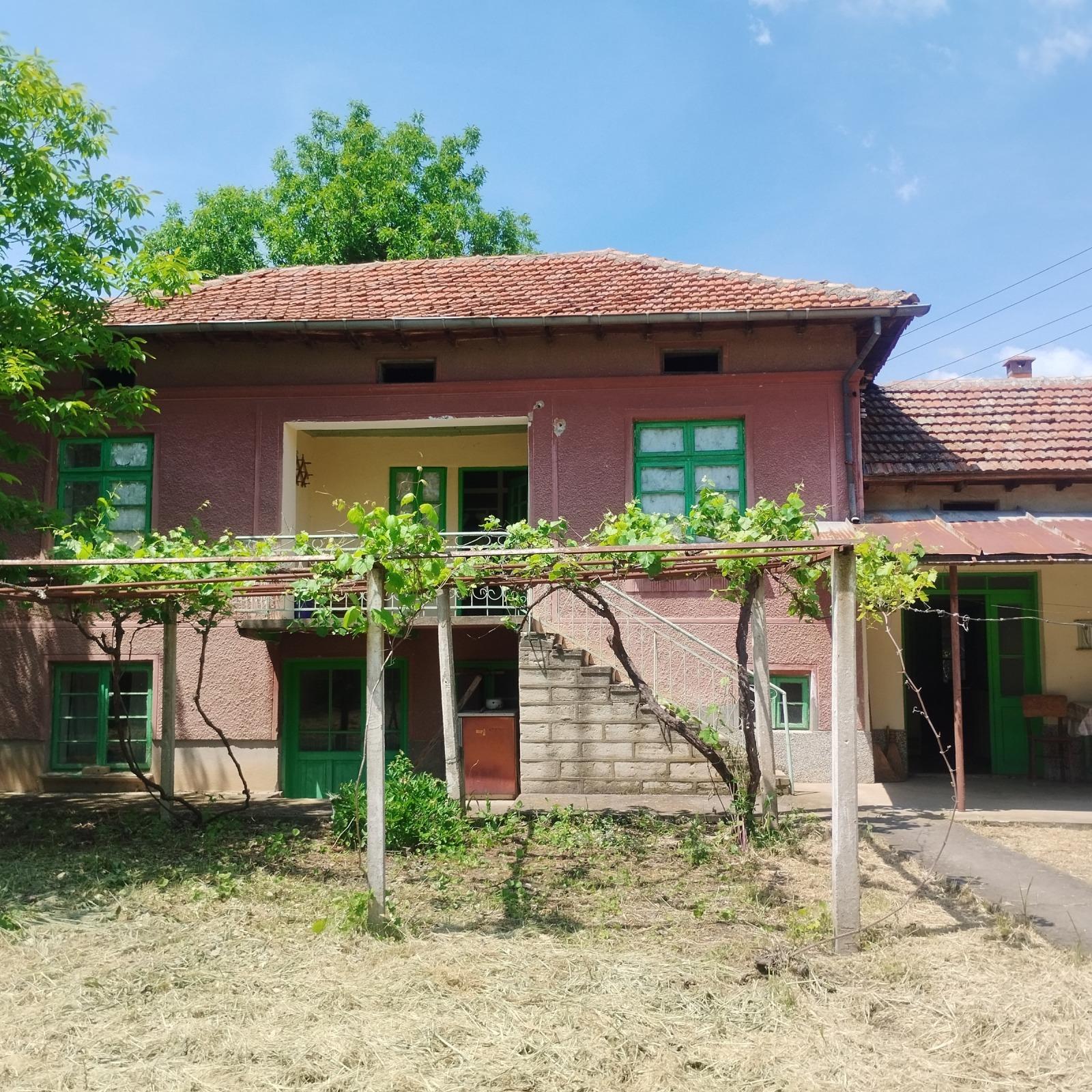 House for Sale in Dolna Lipnitsa, Veliko Tarnovo