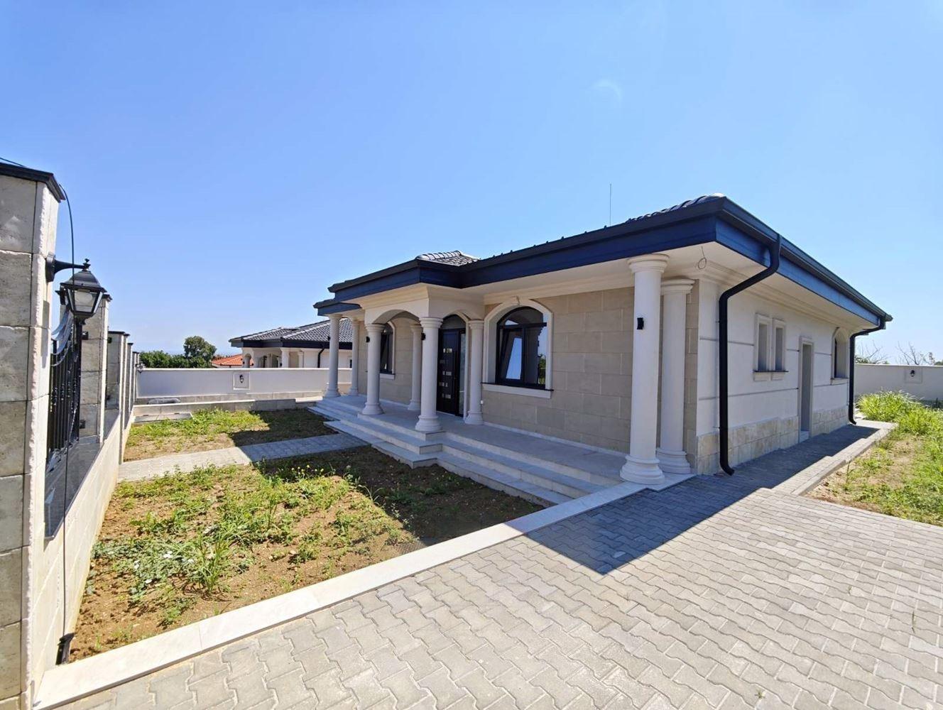 House for Sale in Brestnik, Plovdiv