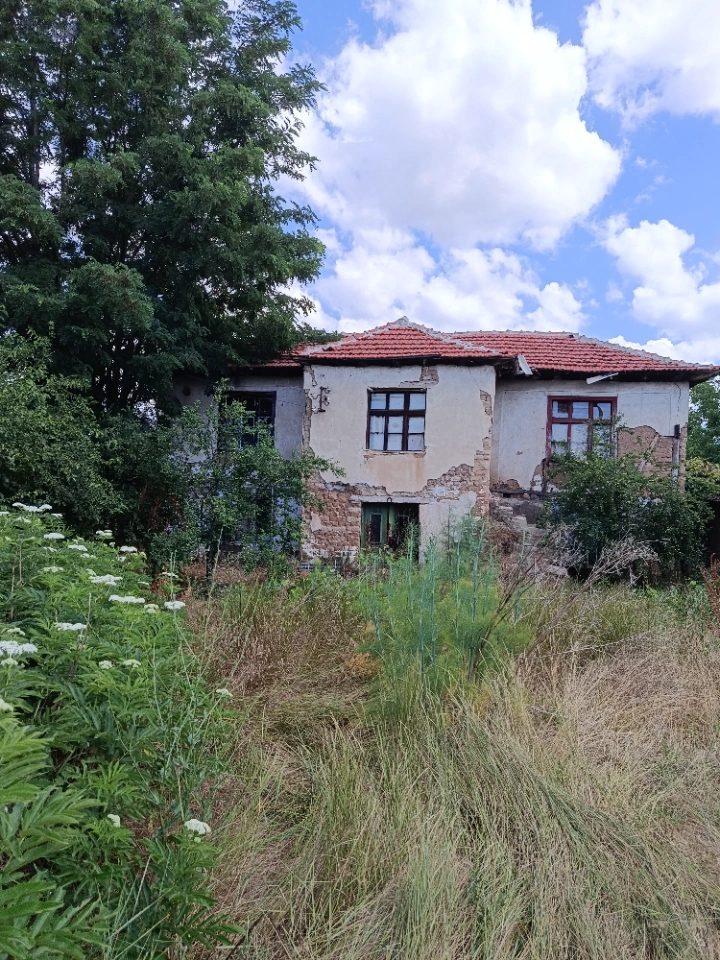 House for Sale in Brezovo, Plovdiv