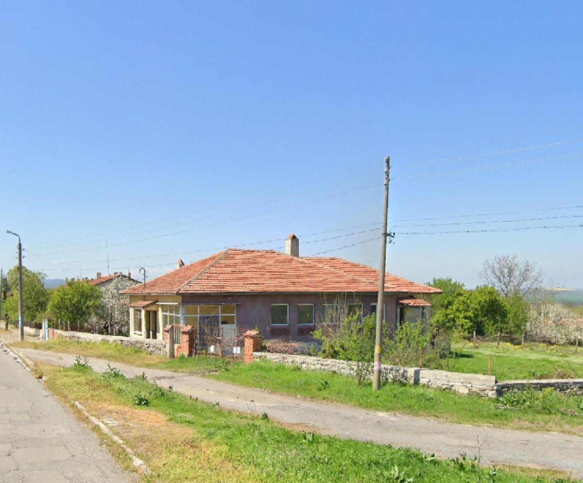 House for Sale in Voynika, Yambol