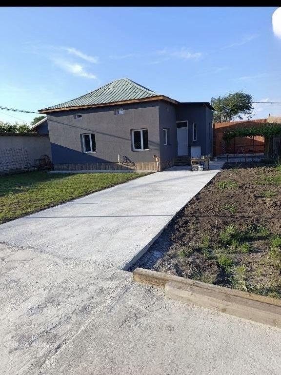 House for Sale in Sofia, Voluyak