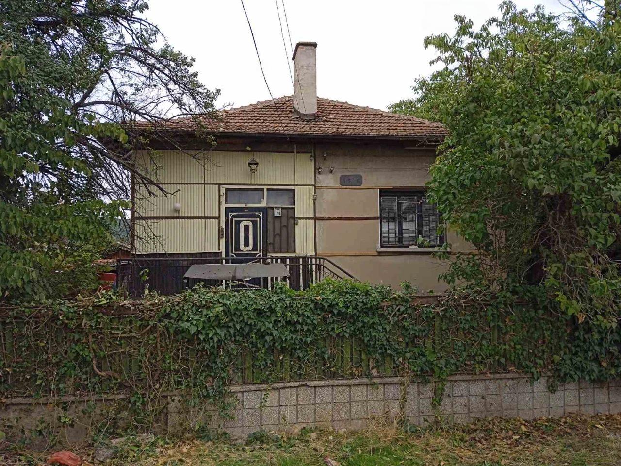 House for Sale in Kostenets, Sofia Province