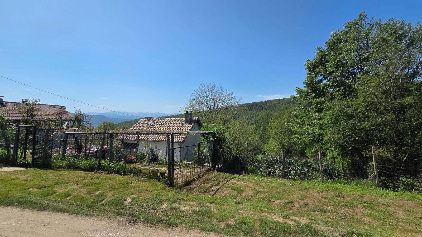 Villa for Sale in Gabrovo, Rusevtsi