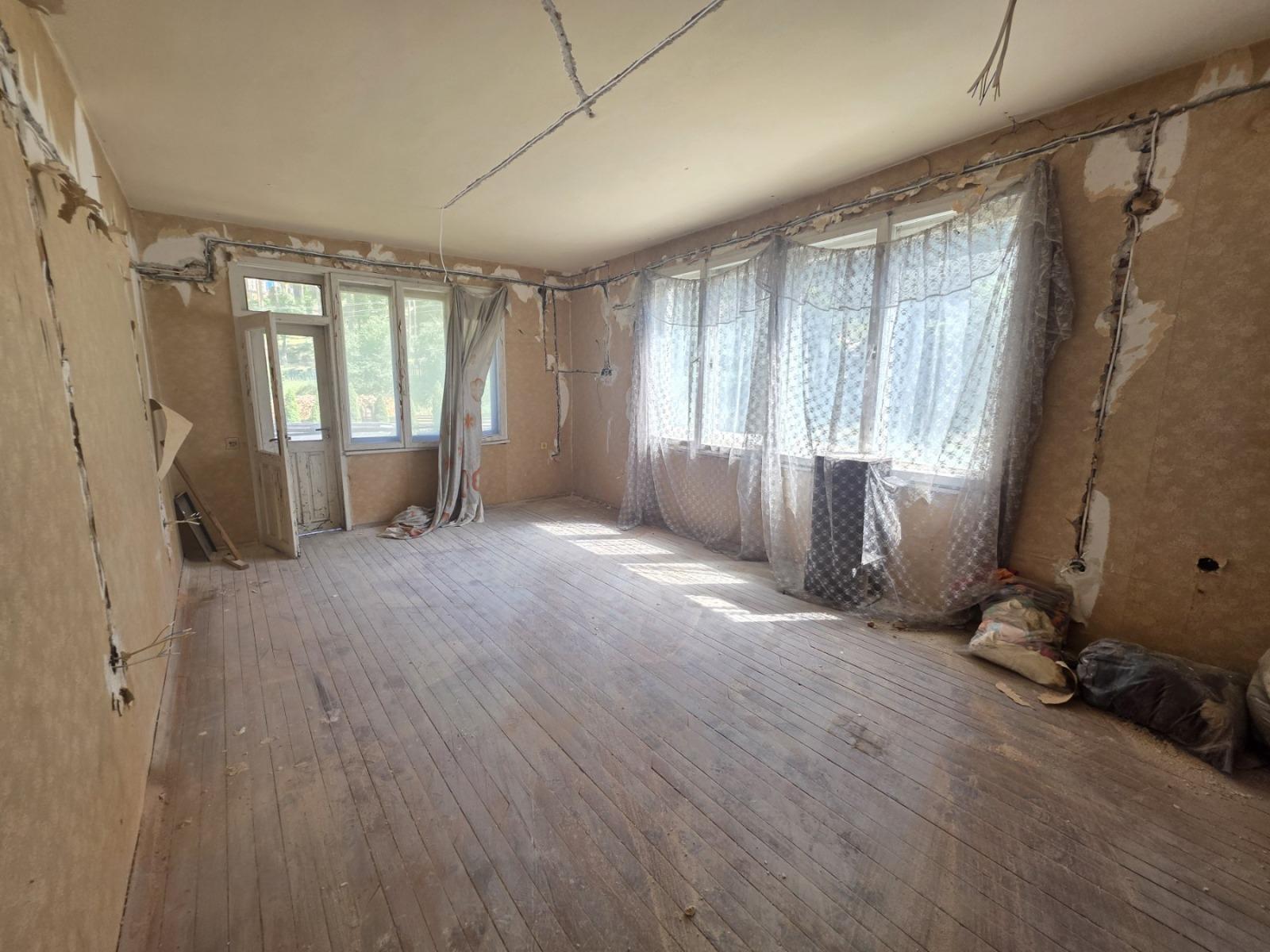 House Floor for Sale in Velingrad, Pazardzhik