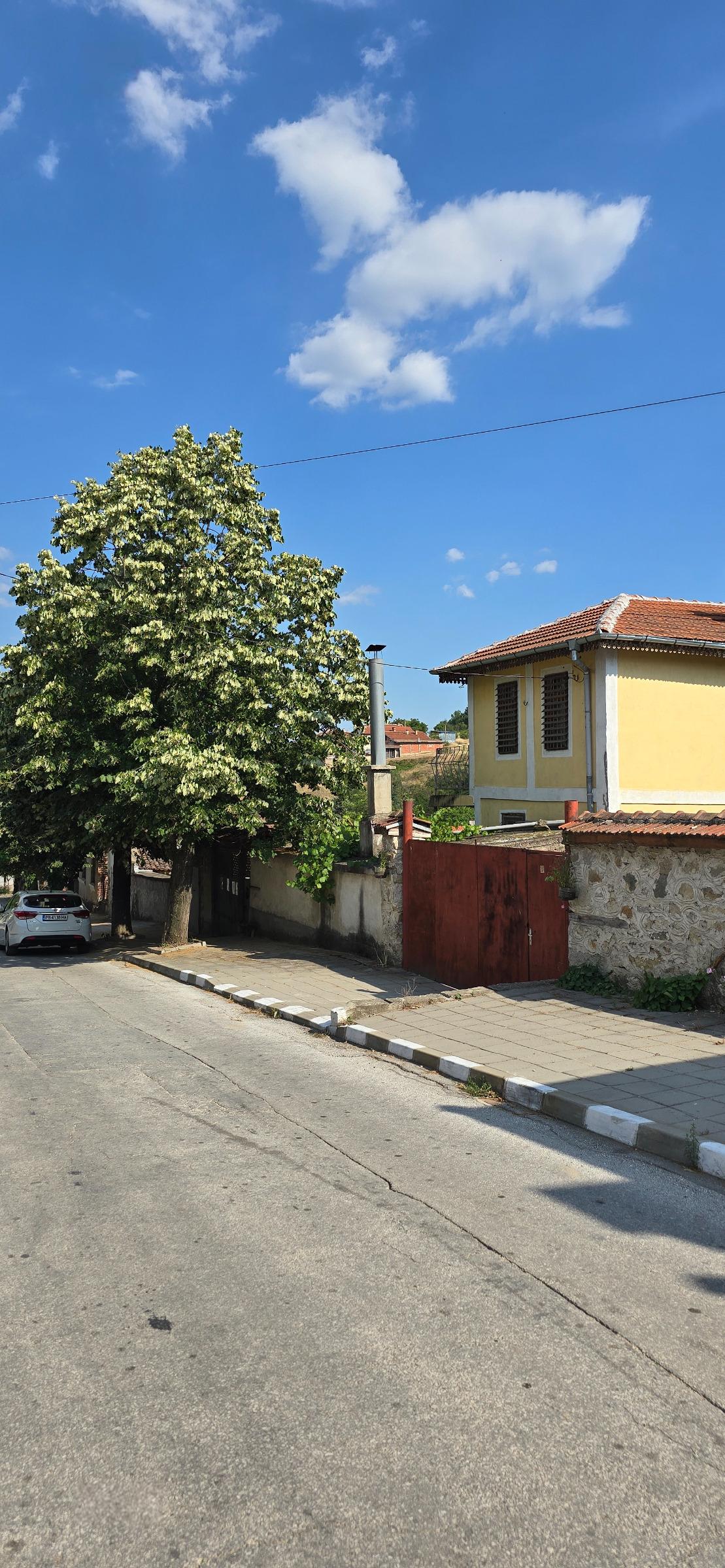 House for Sale in Tserovo, Pazardzhik