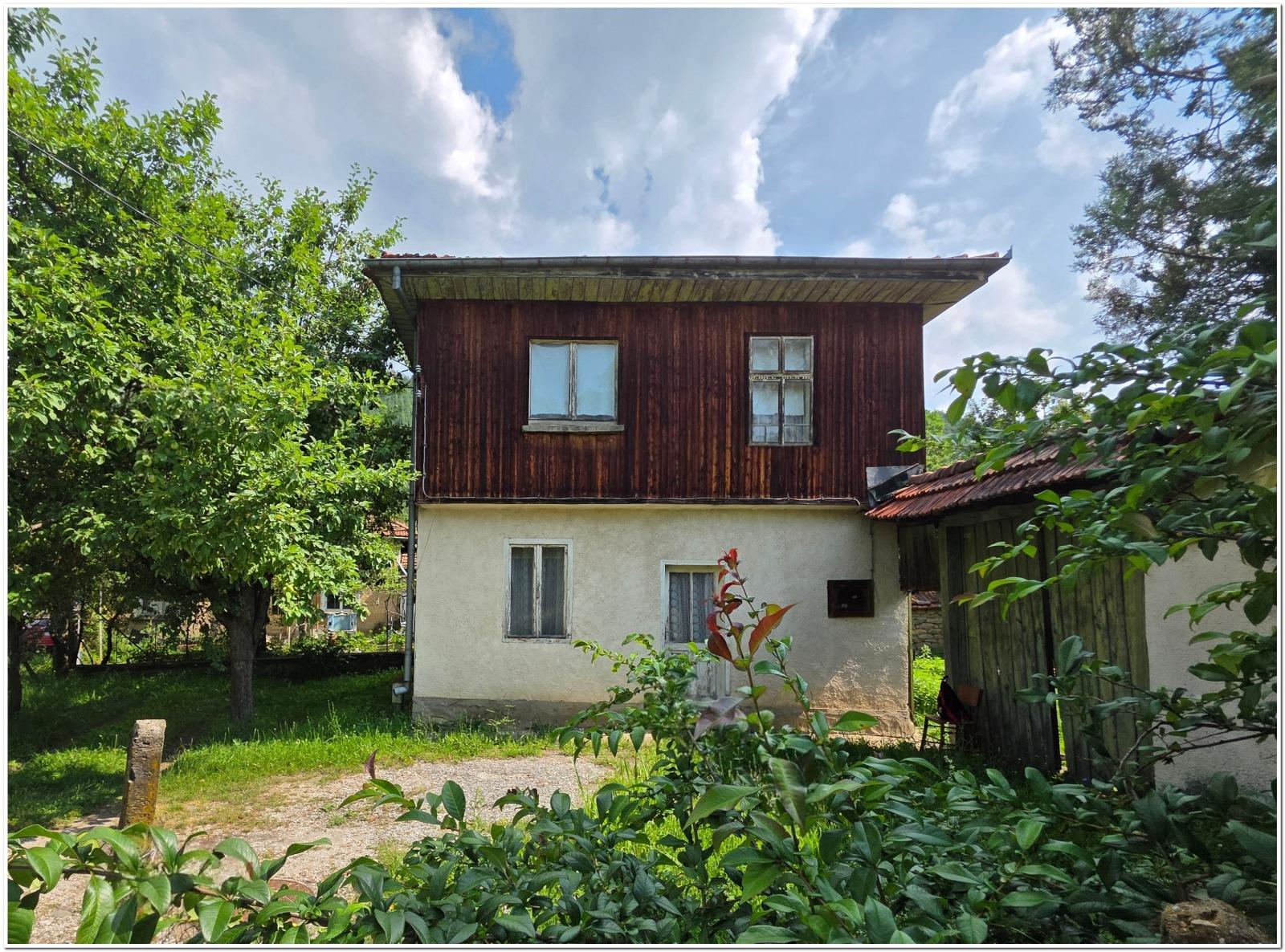 House for Sale in Troyan, Lovech
