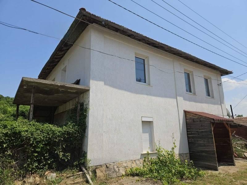 House for Sale in Hlevene, Lovech