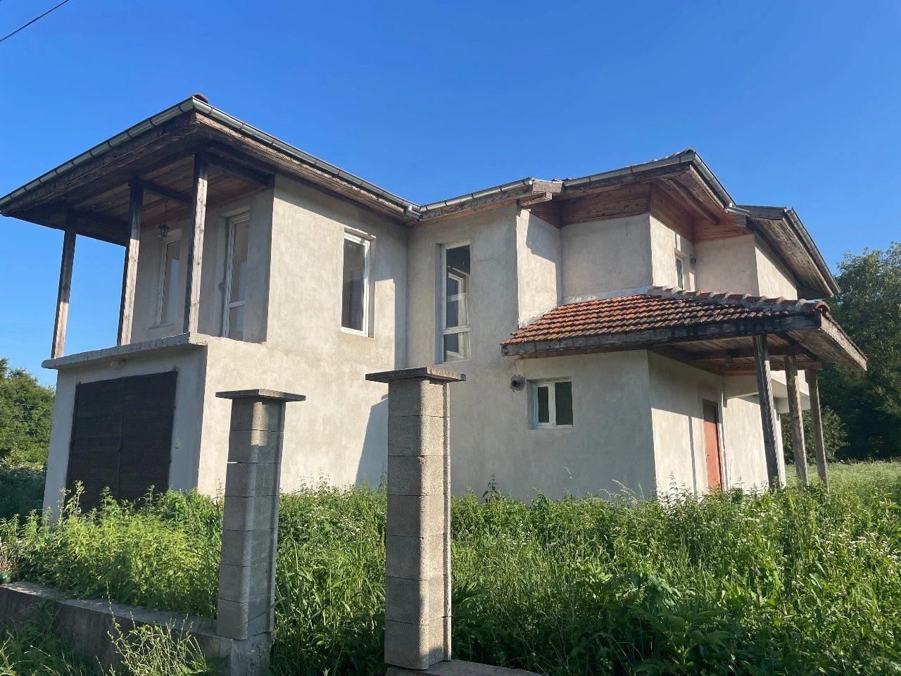 Villa for Sale in Terziysko, Lovech