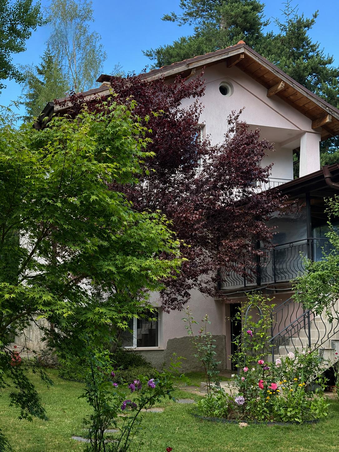 House for Sale in v.z.Yarema, Sofia Province