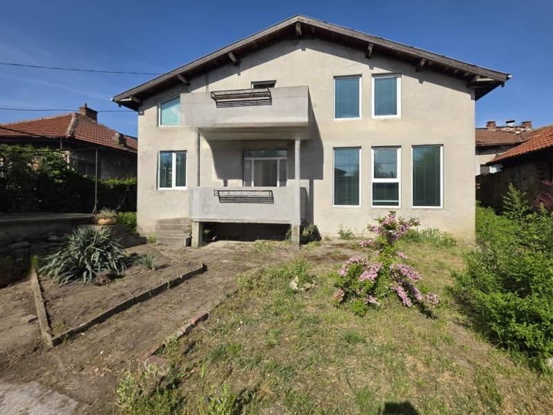 House for Sale in Ruse, Wider Center