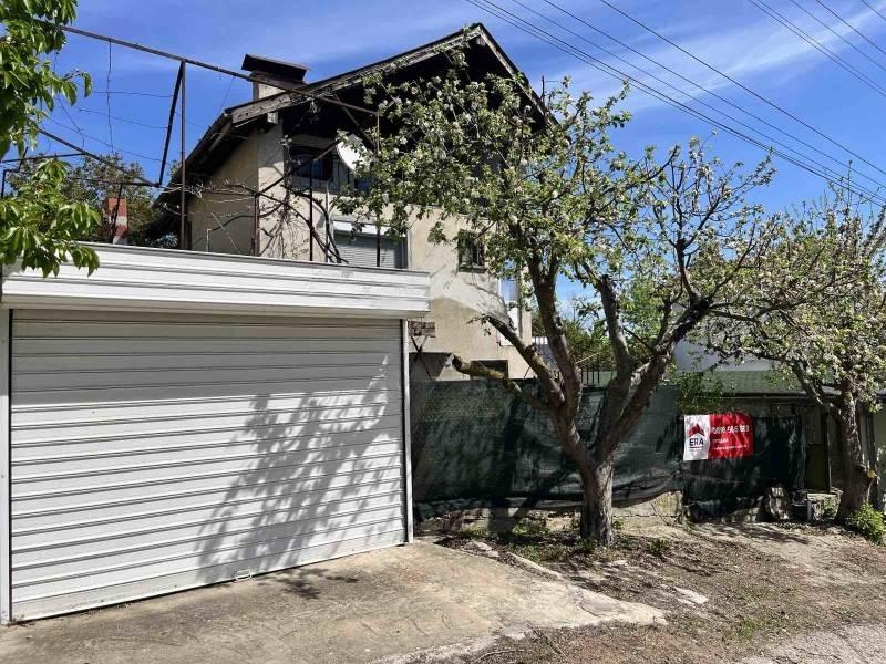 House for Sale in Bozhichen, Ruse