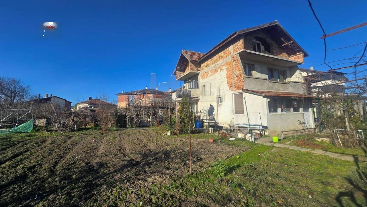House for Sale in Rosen, Burgas