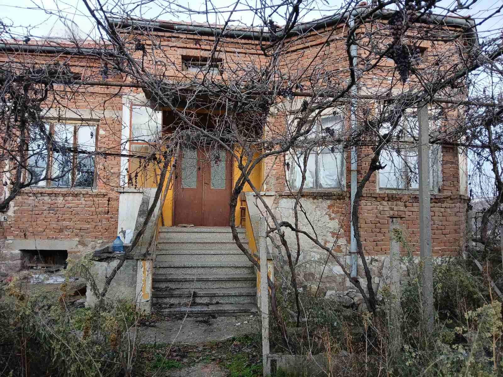 House for Sale in Bratsigovo, Pazardzhik