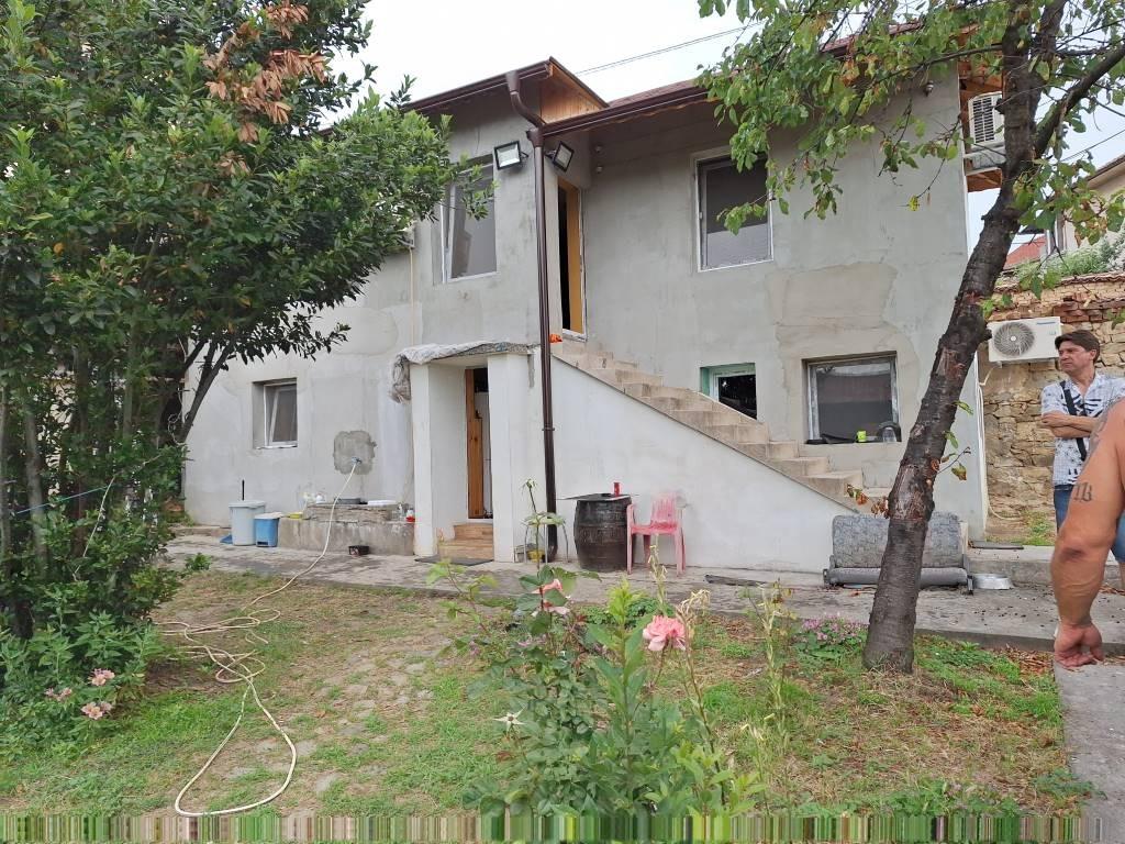 House for Sale in Vetren, Pazardzhik