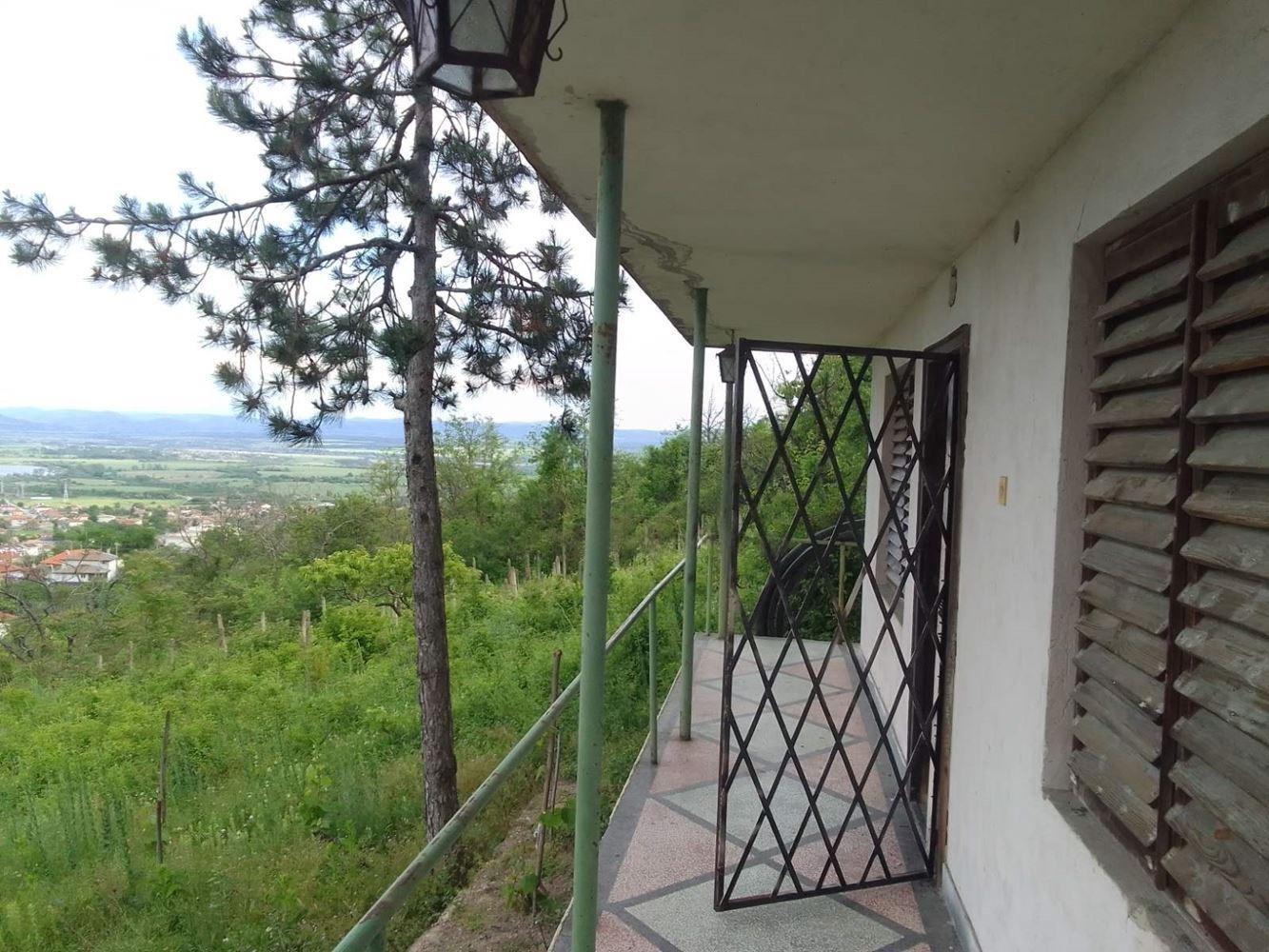 Villa for Sale in Shumen, Divdyadovo