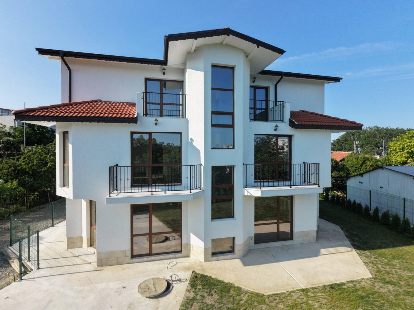 House for Sale in Varna, Alen mak Area