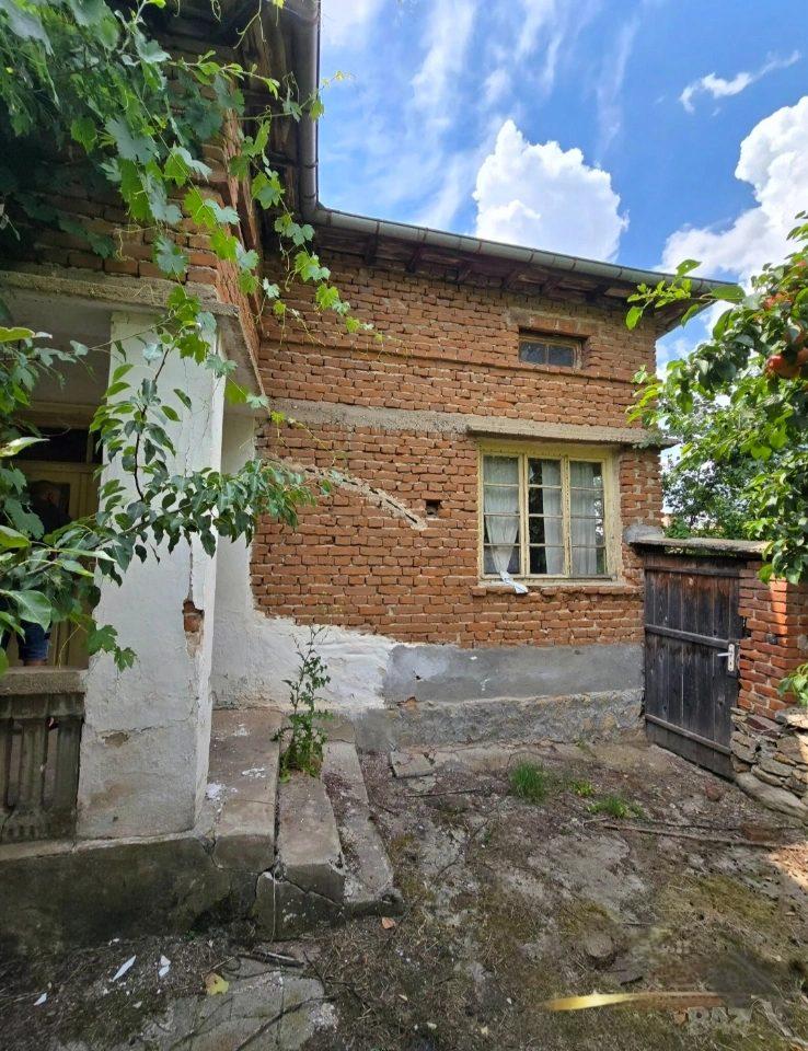 House for Sale in Dinevo, Haskovo