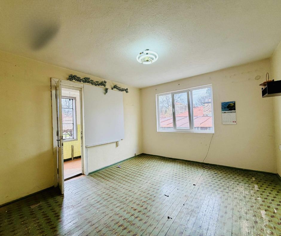 House Floor for Sale in Kalofer, Plovdiv