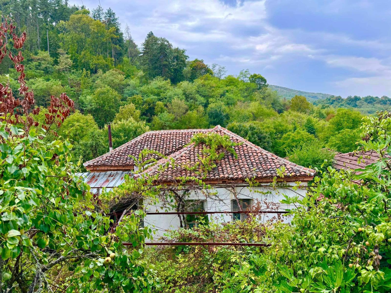 House for Sale in Mrachenik, Plovdiv