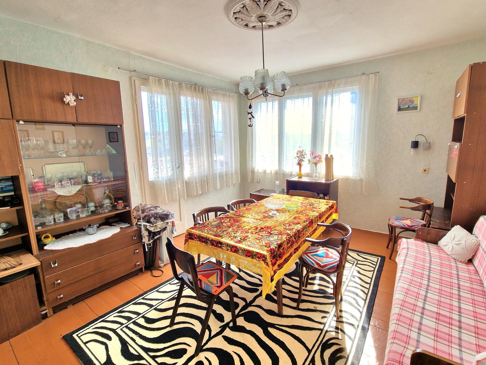 House Floor for Sale in Dobrich, Druzhba 1