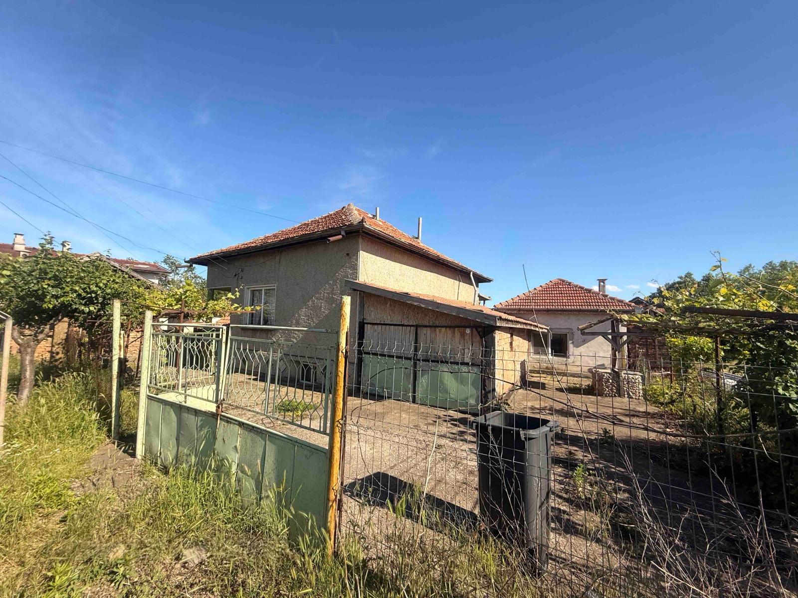 House for Sale in Gorni Dabnik, Pleven