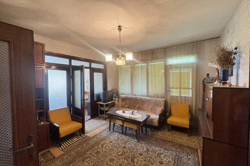 House Floor for Sale in Popovo, Targovishte
