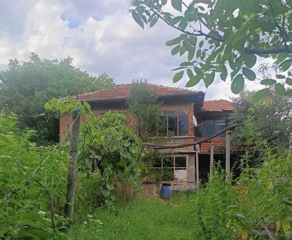 House for Sale in Lenovo, Plovdiv