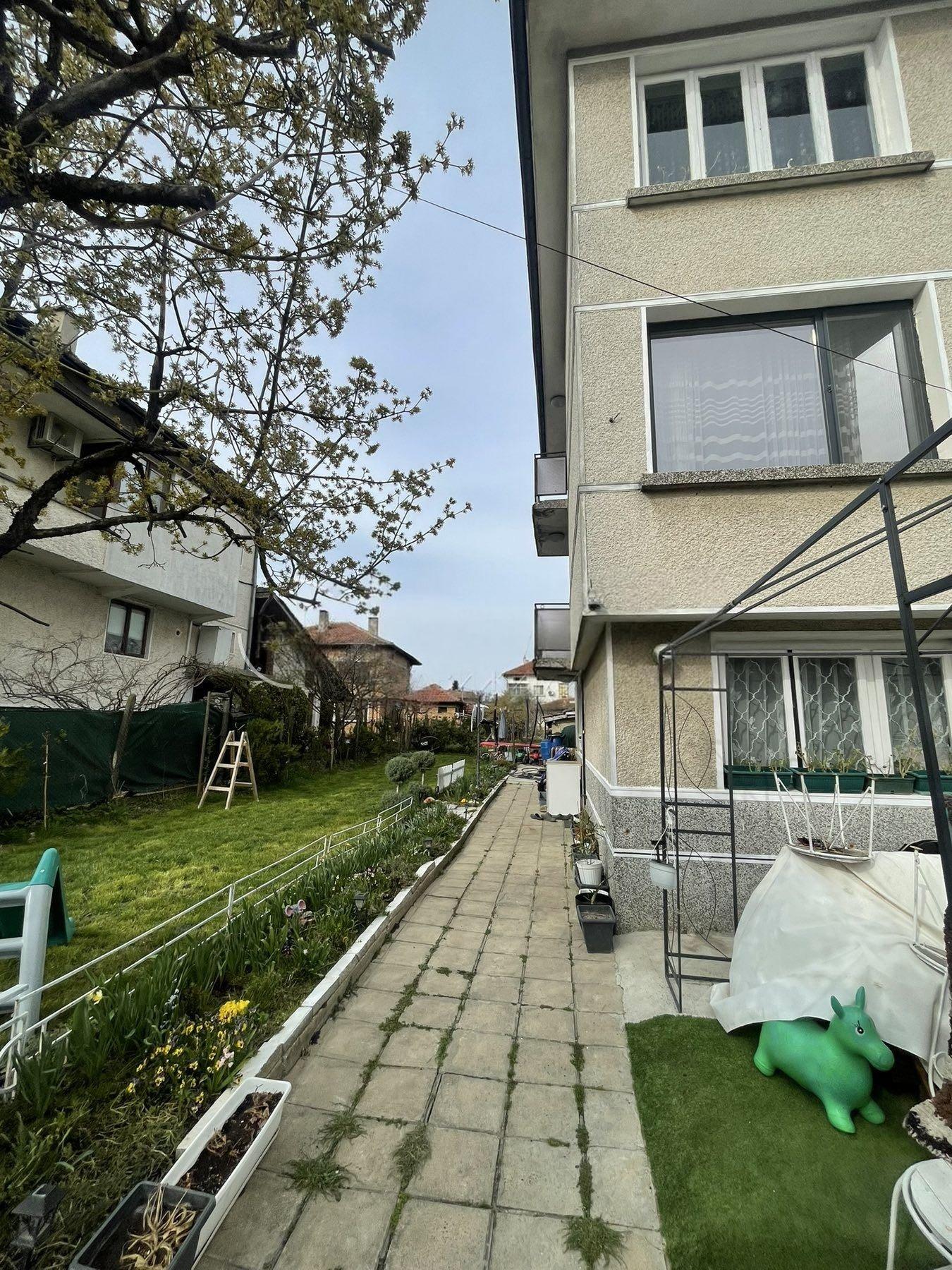 House for Sale in Dolni chiflik, Varna