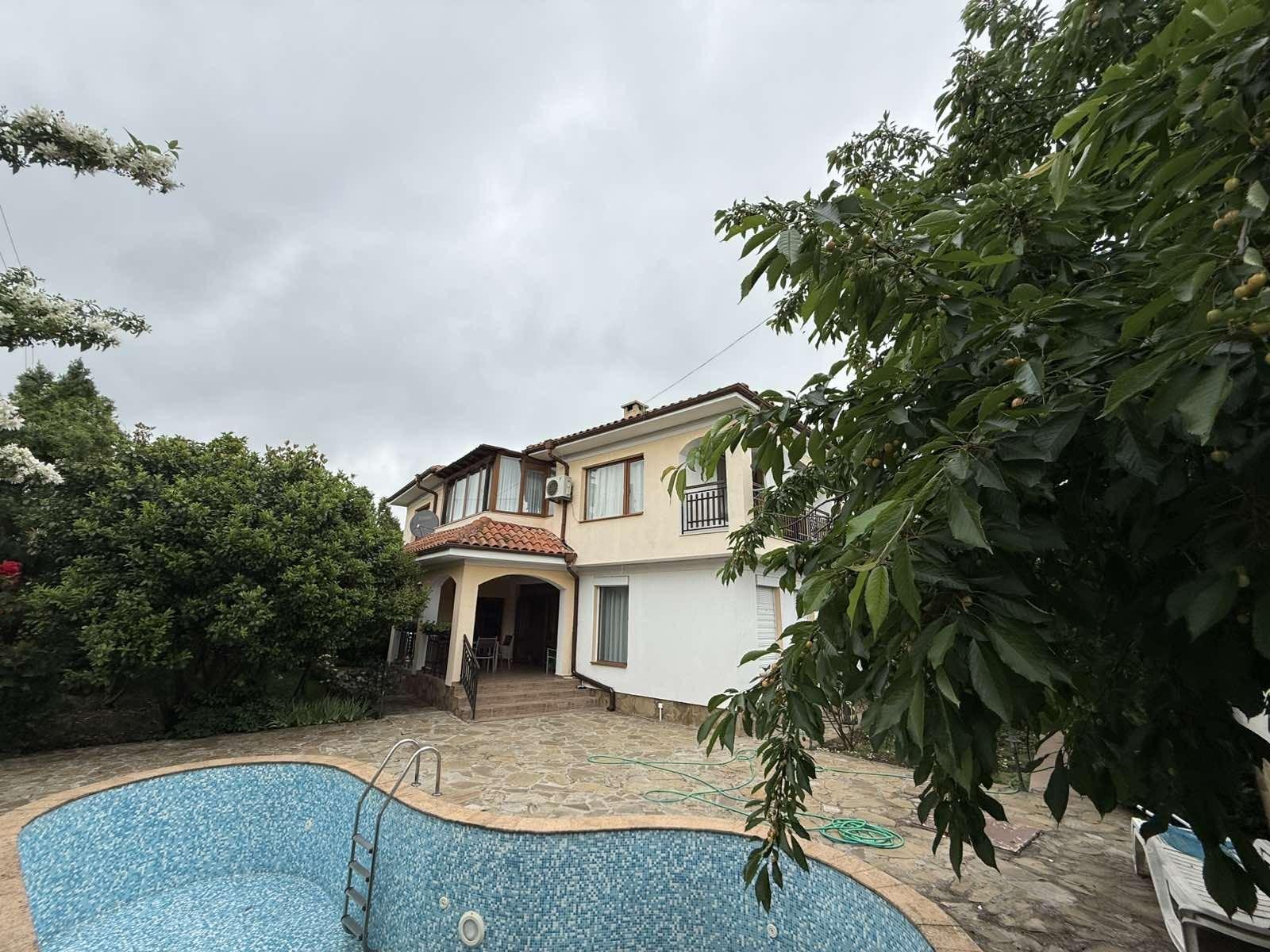 House for Sale in Aleksandrovo, Burgas
