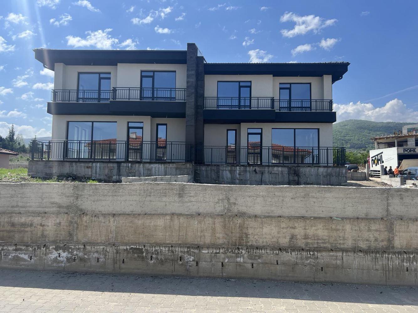 House for Sale in Belashtitsa, Plovdiv