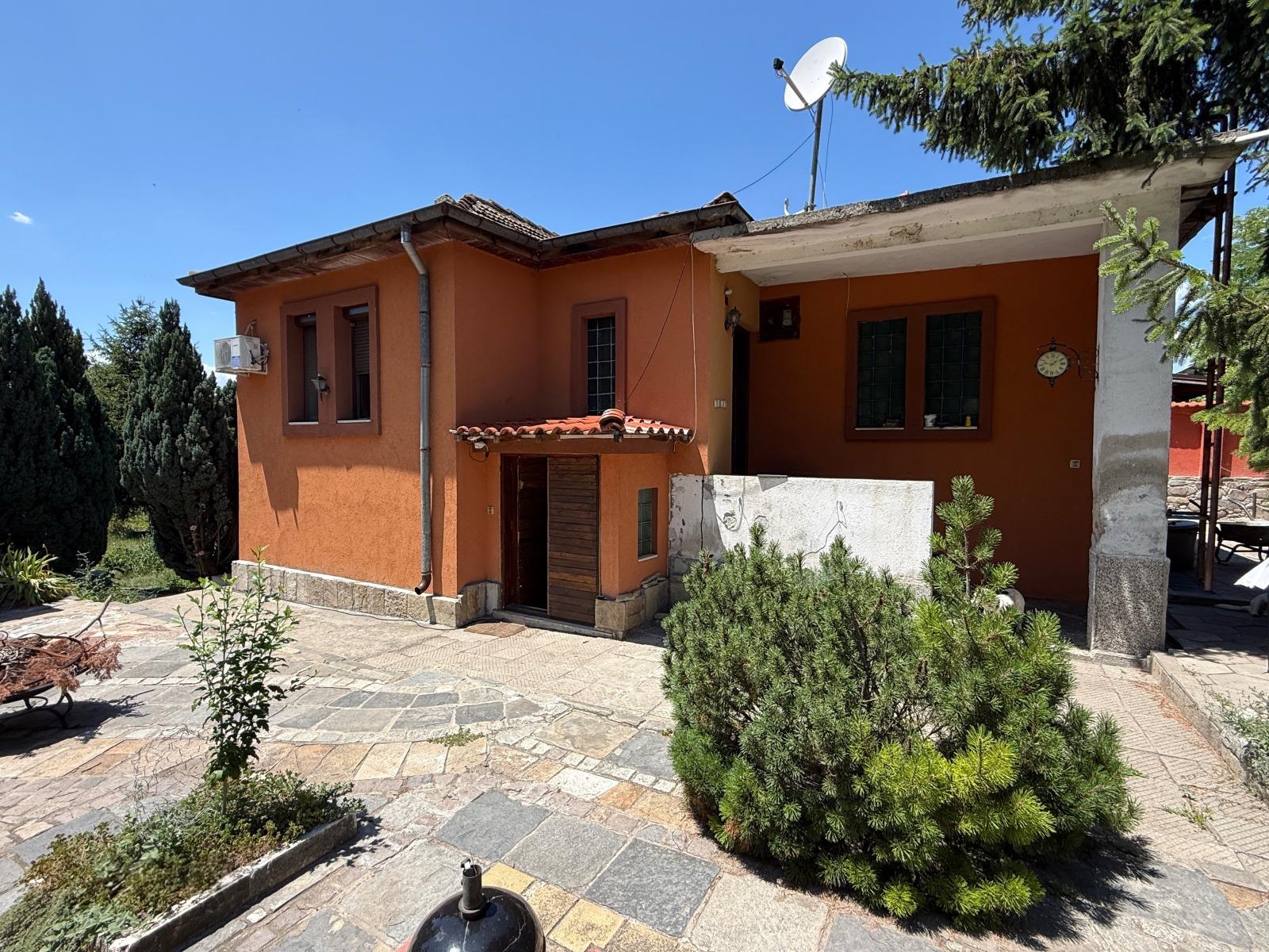 House for Sale in Perushtitsa, Plovdiv