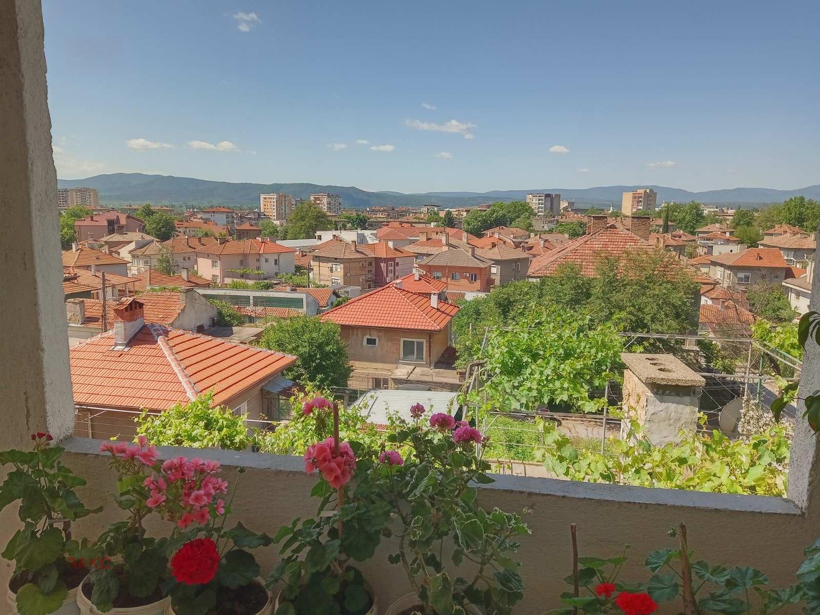 House Floor for Sale in Kazanlak, Stara Zagora