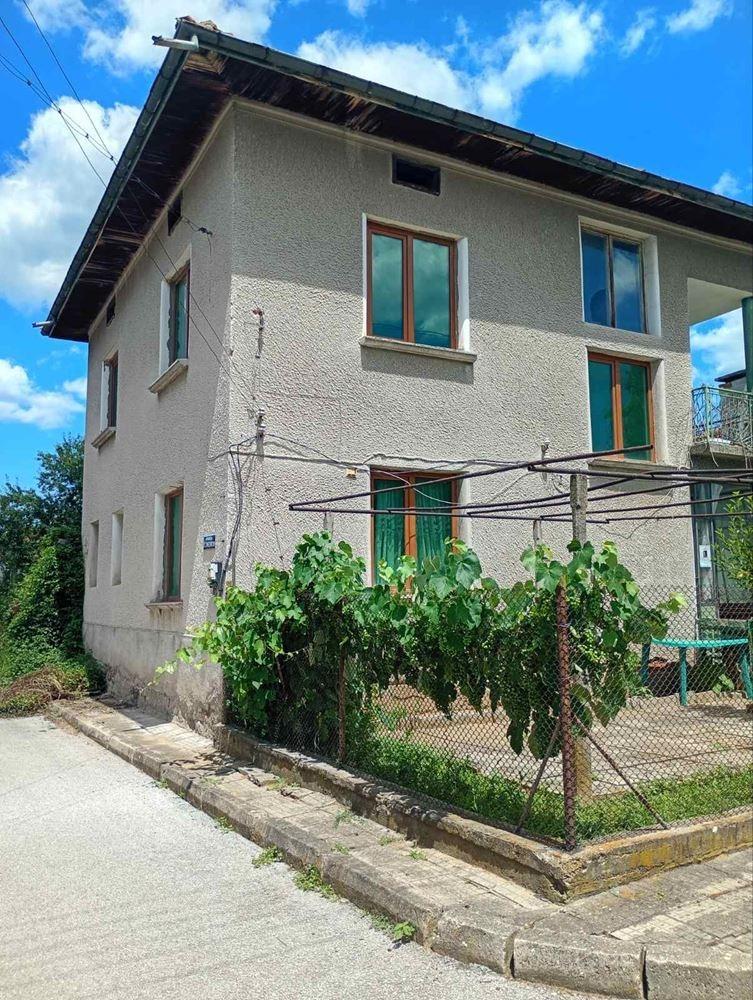 House for Sale in Razliv, Sofia Province