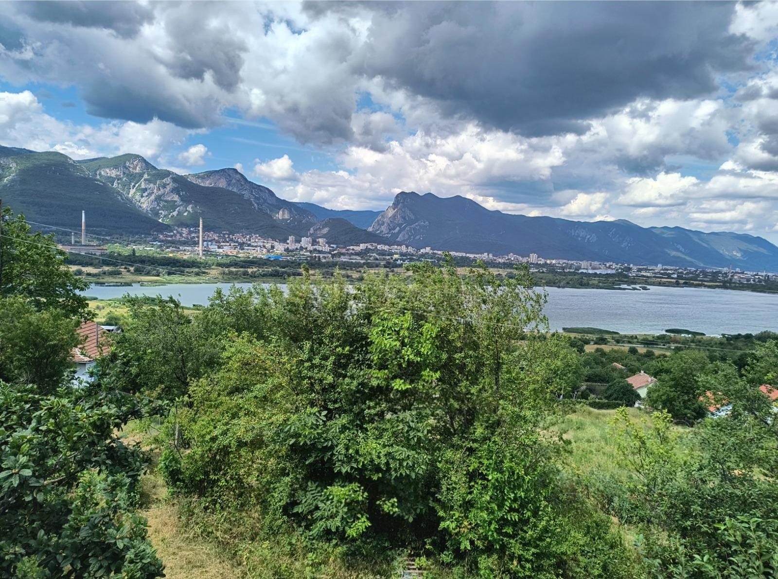 Villa for Sale in Vratsa, Vodni gradini Area