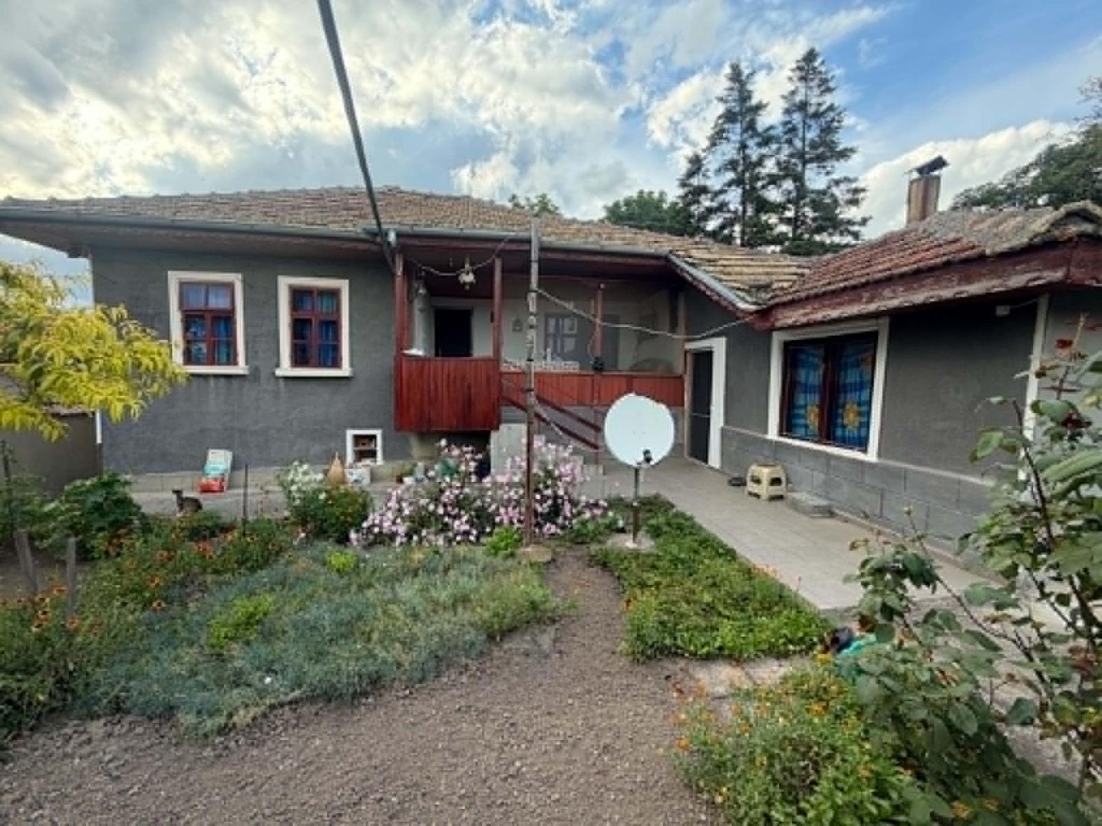 House for Sale in Struino, Shumen